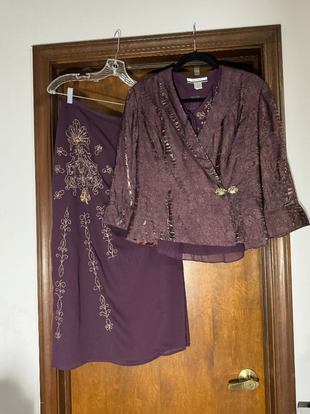 Nine & Company NWT Dressy/Formal Top and Skirt  Size 10 & Alex Evenings Jacket